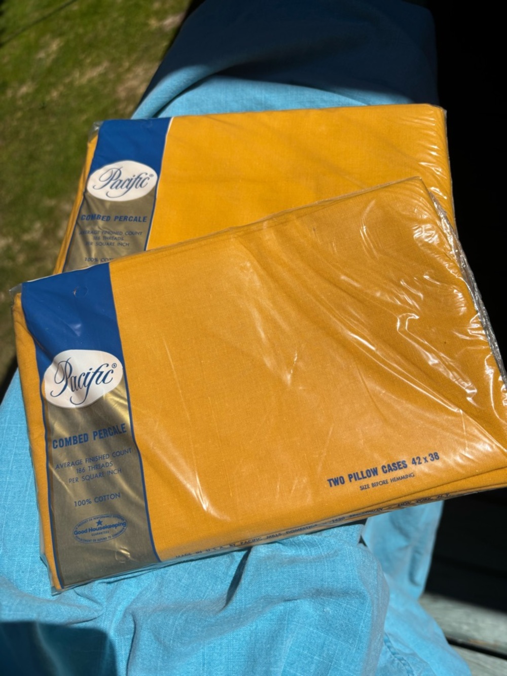 Pacific combed Percale standard size Pillow Cases. 42x38 2 sets 100% Cotton